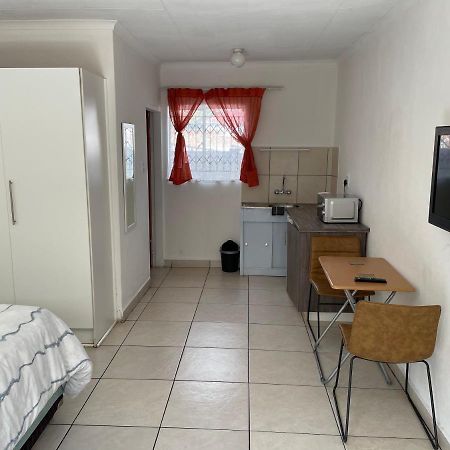 La Fiance Village Polokwane Dış mekan fotoğraf
