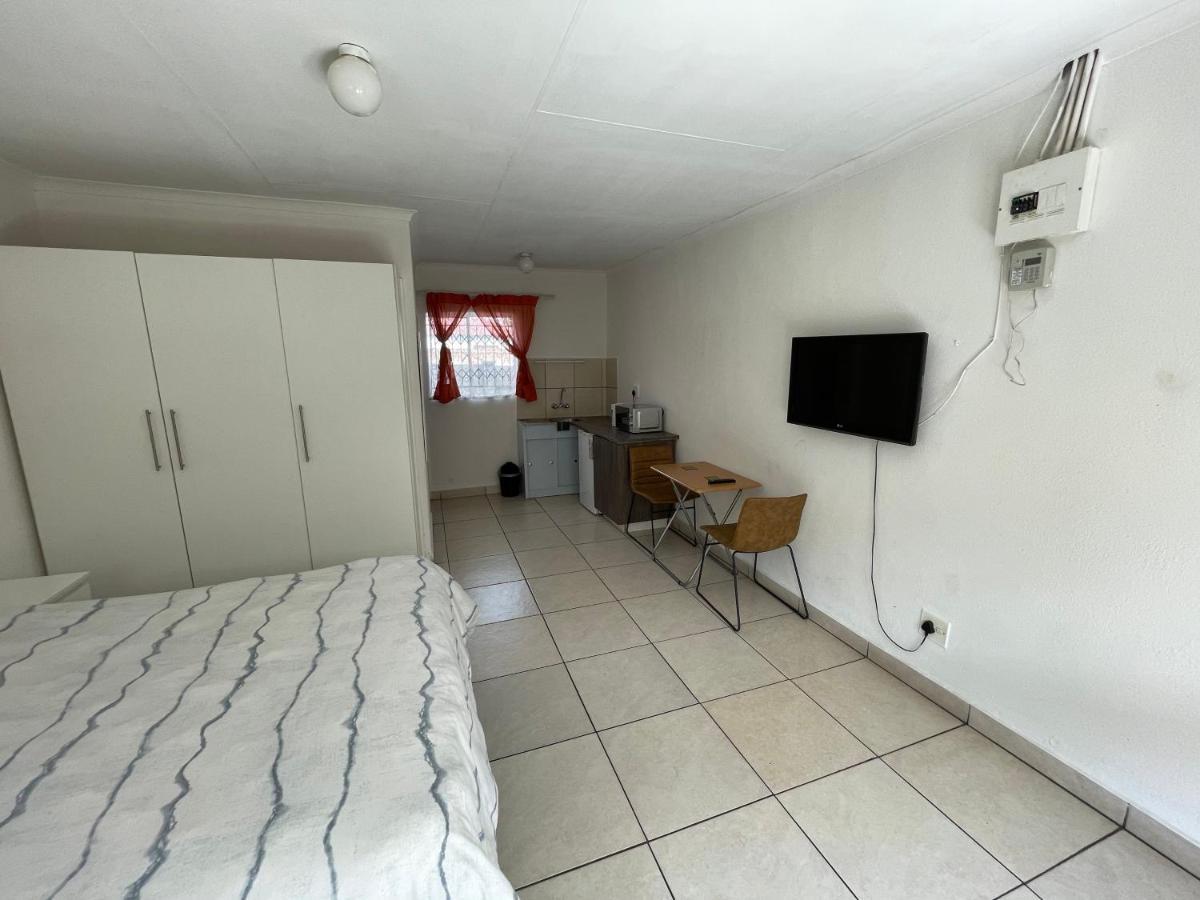 La Fiance Village Polokwane Dış mekan fotoğraf